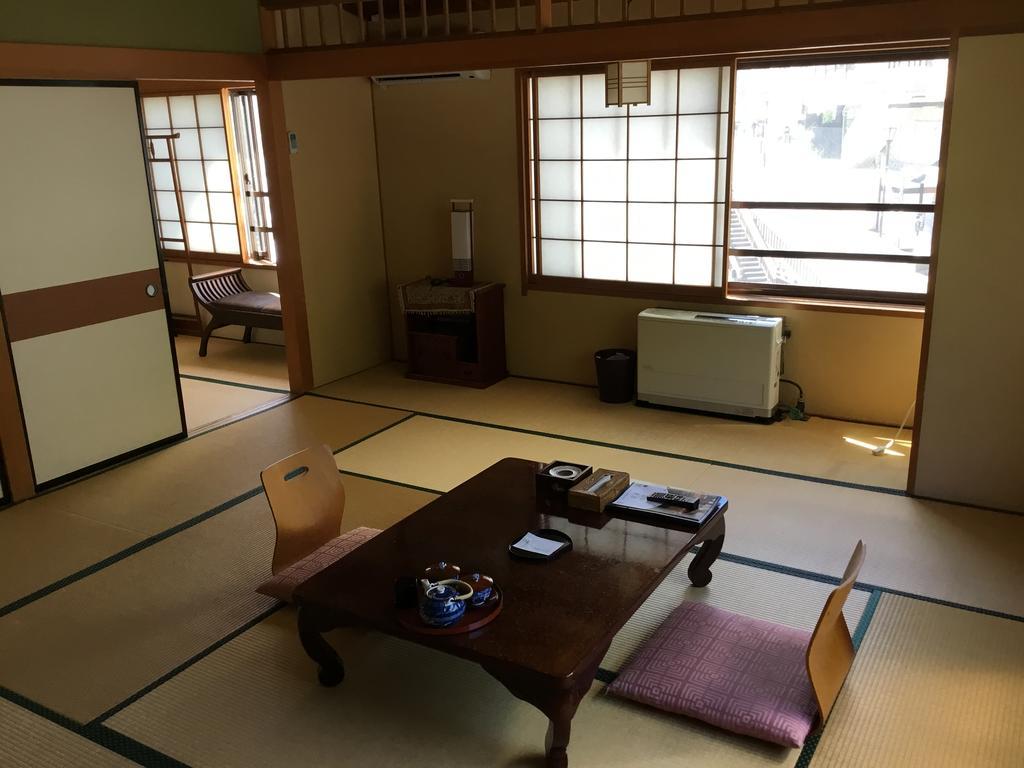 Yakushi No Yu Yumotokan Kusatsu  Exterior photo